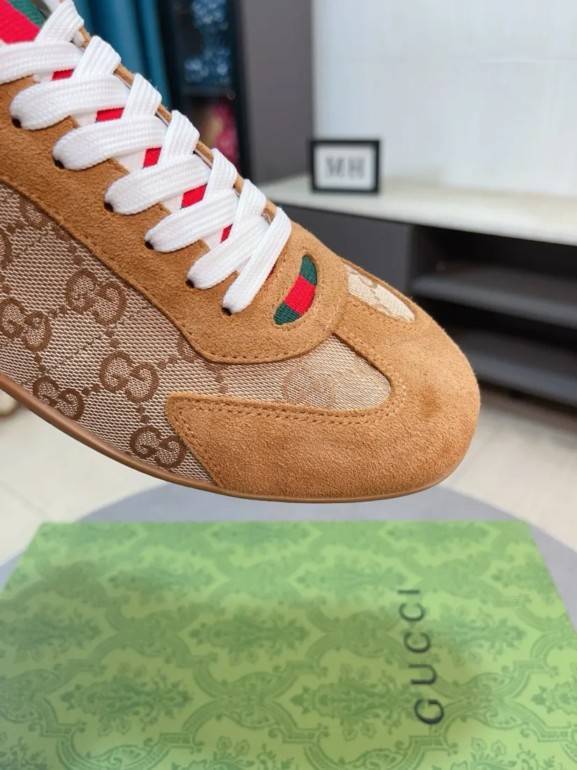 Men's shoes 💰458🌹🌹[GUCCI] Gucci's new lace-up casual men's shoes are on the market first, and the materials and workmanship are superior to all versions on the market. The highest quality shipped first-layer cowhide with imported original perforated materials➕Genuine leather lining, privately molded soft outsole, high foot comfort, imported special materials highlight the brand's unique charm, high-end customization 38-44